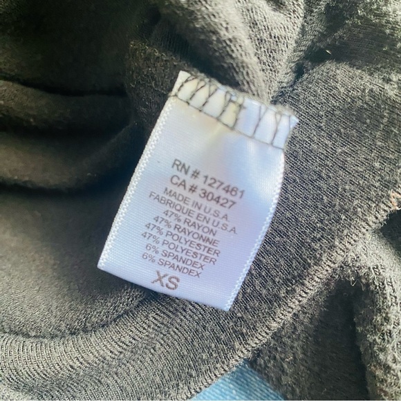 Wildfox Pullover Sweater Black Sz XS - Picture 6 of 9